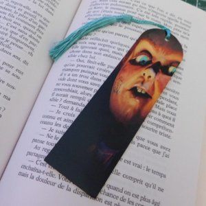 (2for20$ bundle) signet , bookmark for book  , en metal , chucky , horror movie